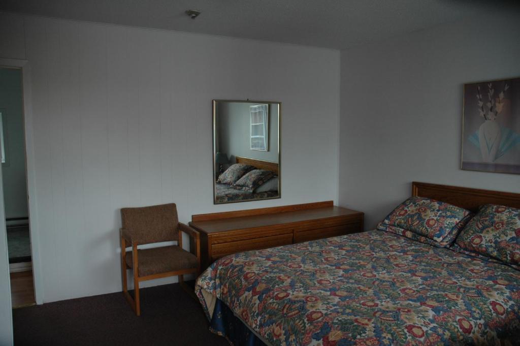 Blue Moon Motel 2*